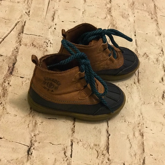 OshKosh B'gosh Other - Osh Kosh Toddler Duck Boots